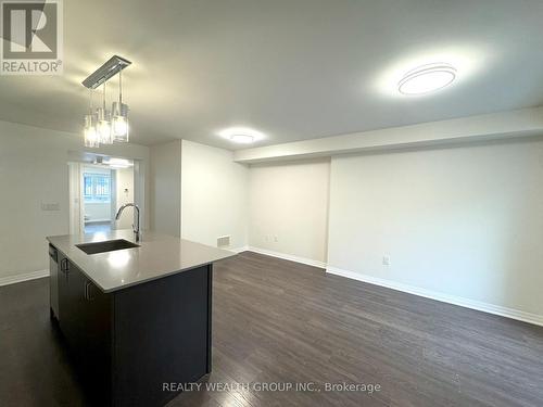 5 - 159 William Duncan Road, Toronto, ON - Indoor