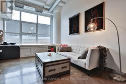 411 - 155 DALHOUSIE STREET  Toronto, ON M5B 2P7