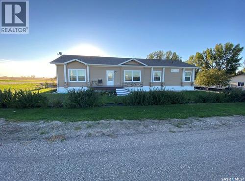 528 Duke Street, Imperial, SK - Outdoor