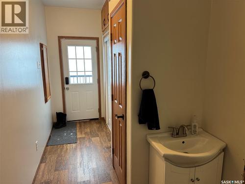 528 Duke Street, Imperial, SK - Indoor Photo Showing Bathroom