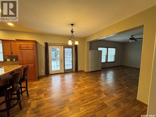 528 Duke Street, Imperial, SK - Indoor