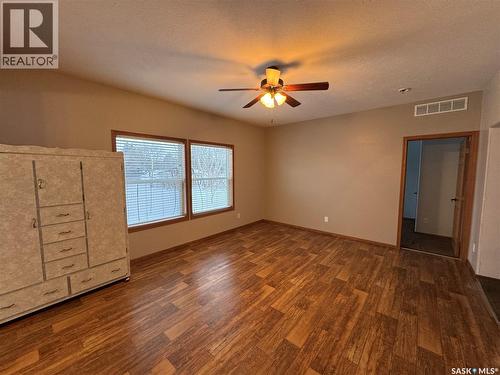 528 Duke Street, Imperial, SK - Indoor Photo Showing Other Room