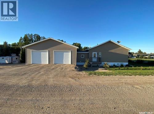 528 Duke Street, Imperial, SK - Outdoor