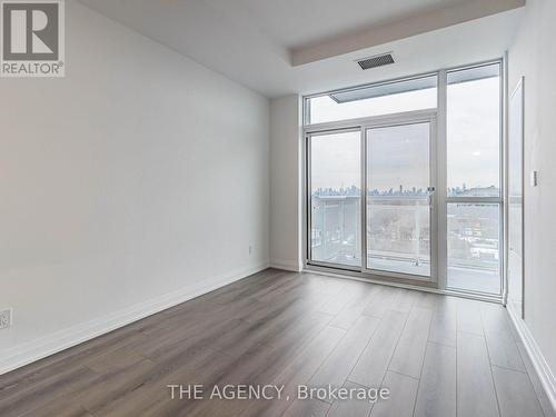 901 - 286 Main Street, Toronto, ON - Indoor Photo Showing Other Room