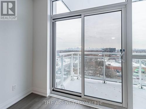 901 - 286 Main Street, Toronto, ON - Indoor Photo Showing Other Room