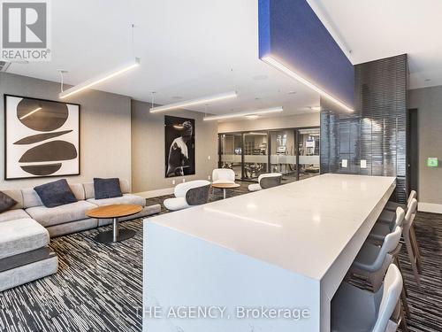 901 - 286 Main Street, Toronto, ON - Indoor Photo Showing Other Room