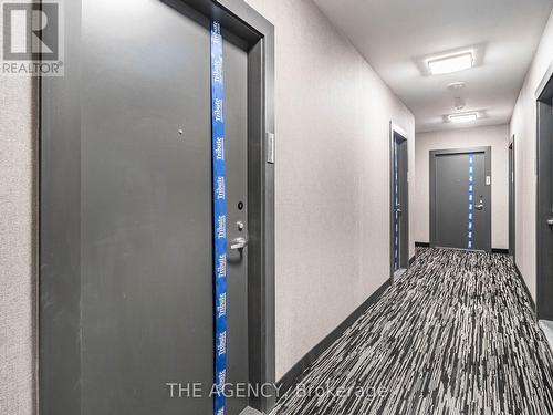 901 - 286 Main Street, Toronto, ON - Indoor