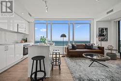 3709 E - 1926 LAKE SHORE BOULEVARD W  Toronto, ON M6S 1A1