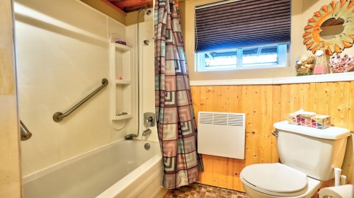 Salle de bains - 1395 8E Avenue, Saint-Georges, QC - Indoor Photo Showing Bathroom