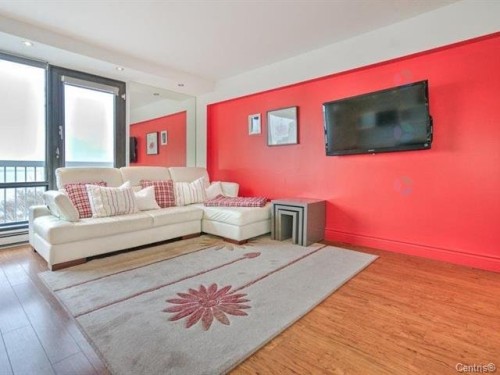 Salon - 618-150 Rue Berlioz, Montréal (Verdun/Île-Des-Soeurs), QC - Indoor Photo Showing Living Room