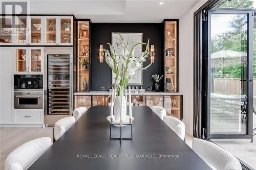234 Walby Drive, Oakville, ON - Indoor Photo Showing Dining Room