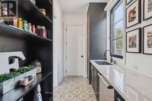 234 Walby Drive, Oakville, ON - Indoor