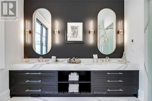234 Walby Drive, Oakville, ON - Indoor Photo Showing Bathroom