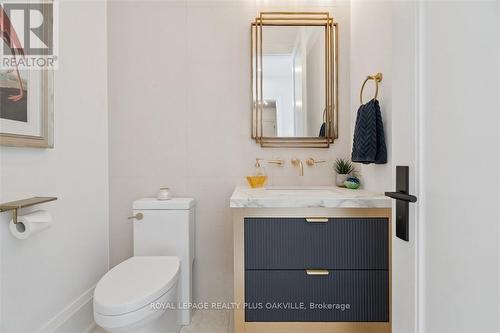 234 Walby Drive, Oakville, ON - Indoor Photo Showing Bathroom