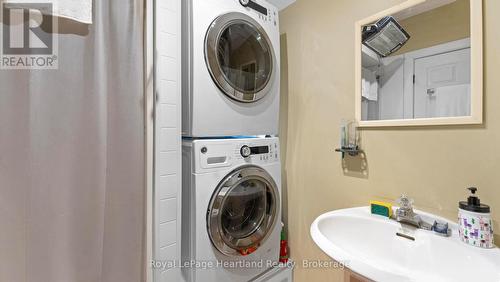 Unit A - 54 St David Street, Goderich (Goderich (Town)), ON - Indoor Photo Showing Laundry Room