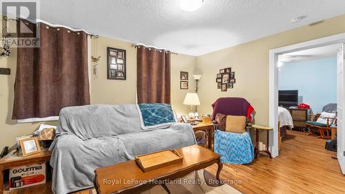 Unit B - 54 St David Street, Goderich (Goderich (Town)), ON - Indoor