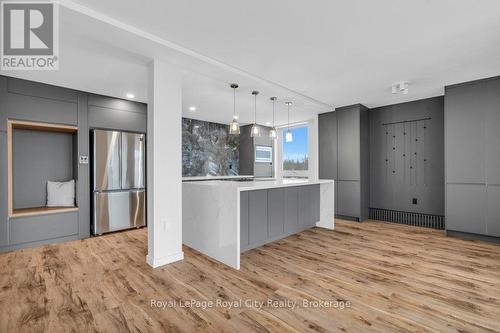 511 - 19 WOODLAWN ROAD E  Guelph (Riverside Park), ON N1H 7B1