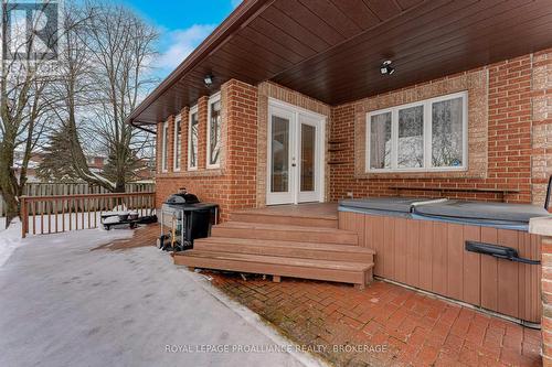 995 Auden Park Drive, Kingston (City Southwest), ON - Outdoor With Exterior