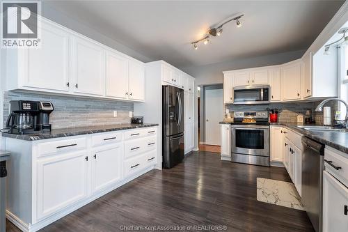 29006 Sharrow Road, Wabash, ON - Indoor Photo Showing Kitchen