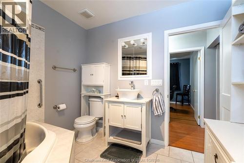 29006 Sharrow Road, Wabash, ON - Indoor Photo Showing Bathroom