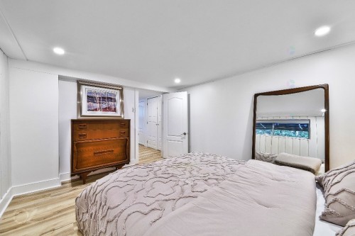 Chambre à coucher - 25 Ch. De L'Île-De-Mai, Boisbriand, QC - Indoor Photo Showing Bedroom