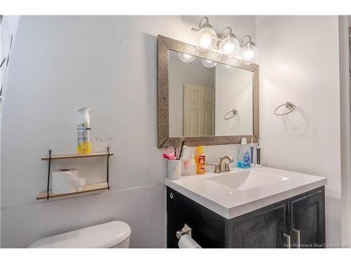 70 Emmerson St, Fredericton, NB 