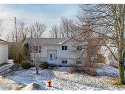 70 Emmerson ST  Fredericton, NB E3B 6G8