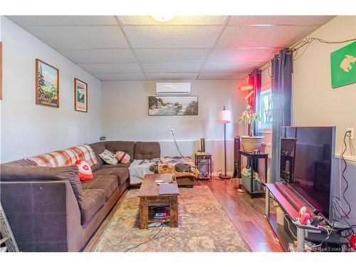 70 Emmerson St, Fredericton, NB 