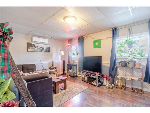 70 Emmerson St, Fredericton, NB 