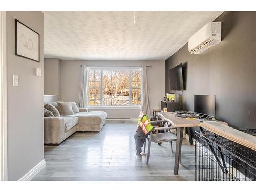 70 Emmerson St, Fredericton, NB 