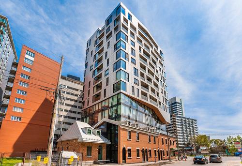 1001-175 Rue de la Montagne  Montréal (Le Sud-Ouest), QC H3C 2A6