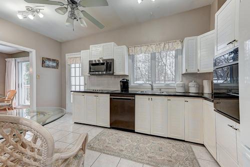 Cuisine - 795 Place Valiquette, Brossard, QC - Indoor Photo Showing Kitchen
