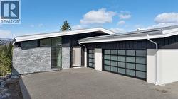 866 Predator Ridge Drive Vernon, BC V1H 1G4