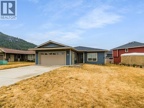 1509 Grandview Drive  Castlegar, BC V1N 4X7