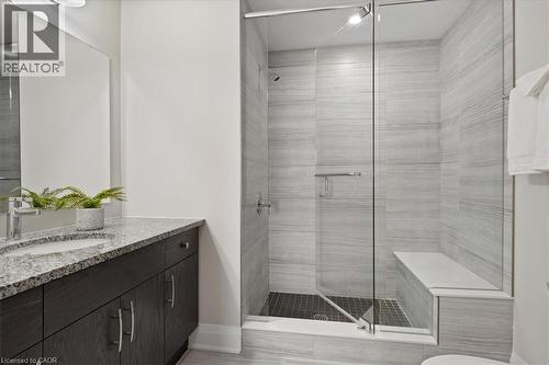 245 Grey Silo Road Unit# 302, Waterloo, ON - Indoor Photo Showing Bathroom