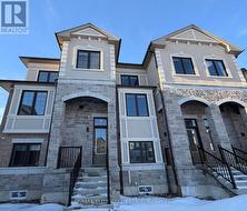 16 LEWIS CRAIGIE LANE Richmond Hill, ON L4B 0J5