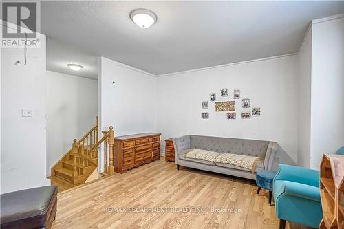 16 Jessica Street, Hamilton, ON - Indoor