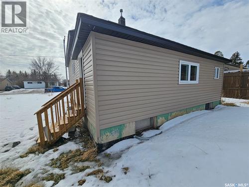 1038 Veterans Avenue, Esterhazy, SK - Outdoor With Exterior
