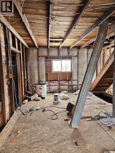 1038 Veterans Avenue, Esterhazy, SK - Indoor