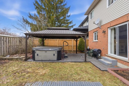 84 Duncairn Crescent, Hamilton, ON - Outdoor With Exterior