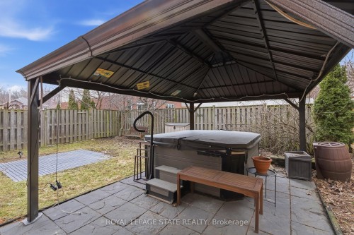 84 Duncairn Crescent, Hamilton, ON - Outdoor With Exterior