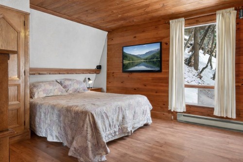 Chambre à coucher principale - 2116 Ch. Du Tour-Du-Lac, Lac-Simon, QC - Indoor Photo Showing Bedroom