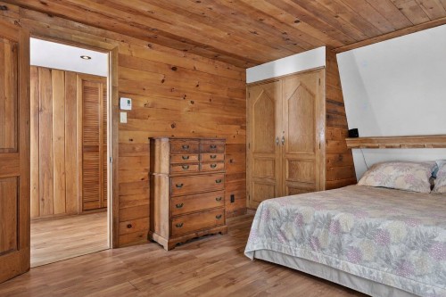 Chambre à coucher principale - 2116 Ch. Du Tour-Du-Lac, Lac-Simon, QC - Indoor Photo Showing Bedroom