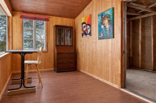 Atelier - 2116 Ch. Du Tour-Du-Lac, Lac-Simon, QC - Indoor Photo Showing Other Room