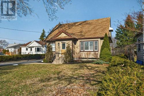 6 GRAMMAR AVENUE  St. Catharines (Vine/Linwell), ON L2N 3L3
