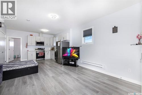 906 Bentley Manor, Saskatoon, SK - Indoor