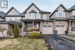 1825 SILVERSTONE CRESCENT Oshawa, ON L1K 0V6