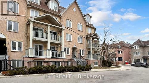 712 - 75 Weldrick Road E, Richmond Hill, ON - Outdoor With Facade