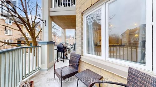 712 - 75 Weldrick Road E, Richmond Hill, ON - Outdoor With Exterior