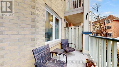 712 - 75 Weldrick Road E, Richmond Hill, ON - Outdoor With Exterior